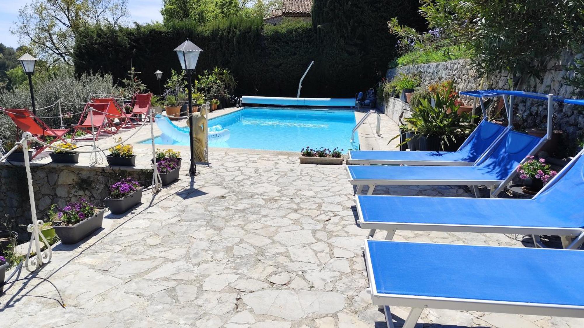 Mas Des Buscades Bed & Breakfast Cabris Exterior foto